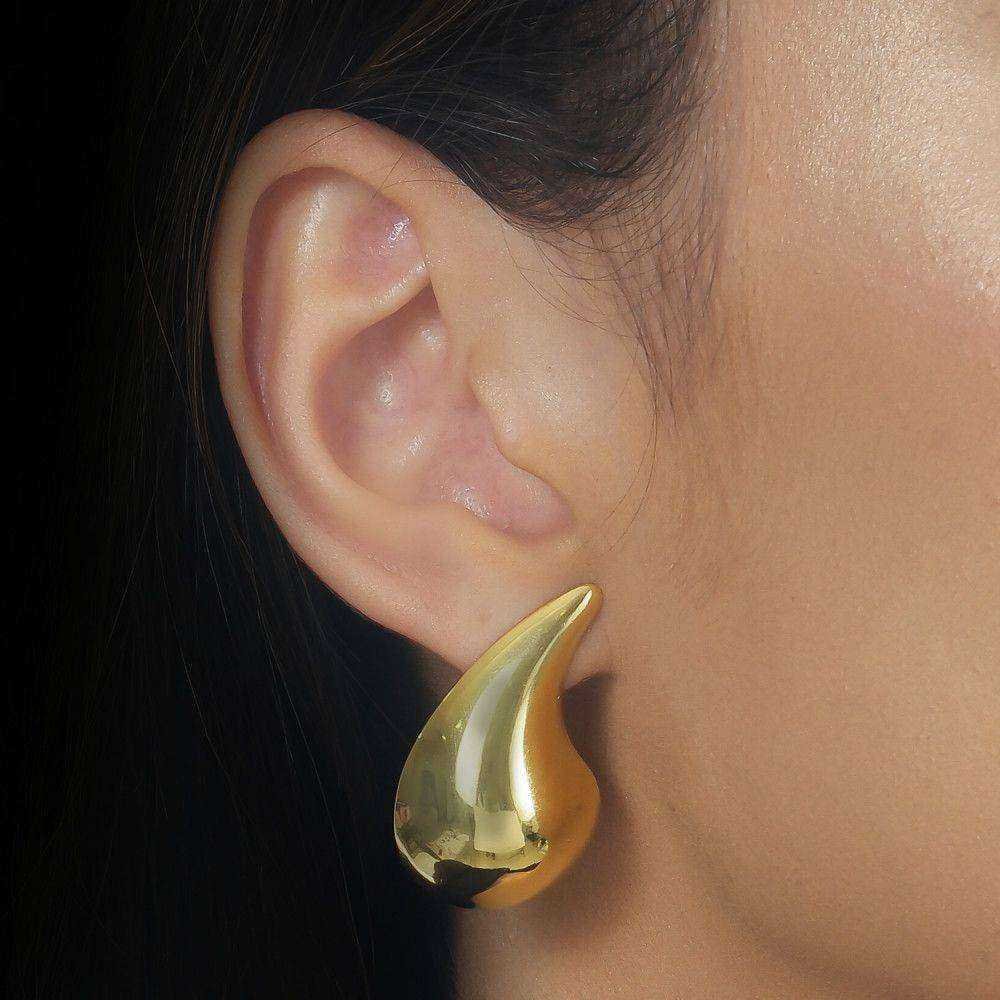 Brinco Dourado Gota Curvada Grande - Imagem 2