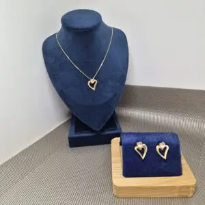 CONJUNTO CORAÇÃO COM CRISTAL ROSA BANHADO OURO 18K