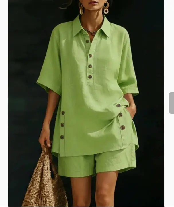 Conjunto Feminino de Camisa e Shorts para Uso Casual no Verão - Imagem 4