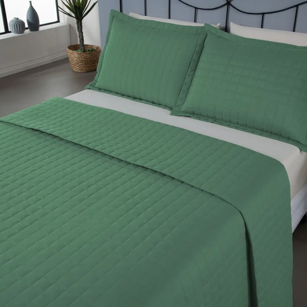 Kit Cobre Leito Matelado Copacabana 3 Peças Casal 100% Poliéster Micropercal 300
