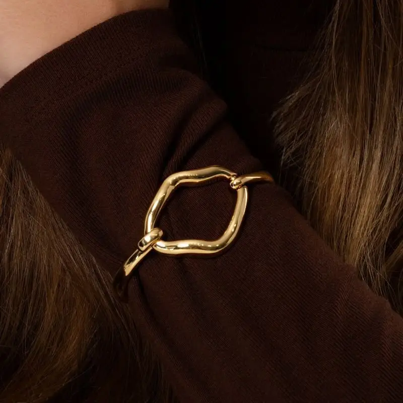 BRACELETE DOURADO GEOMÉTRICO (019540)