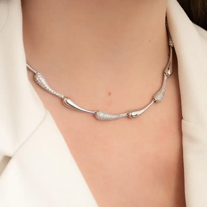 CHOKER COLAR GOTAS CRAVEJADAS E LISAS (020497)