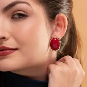 BRINCO OVAL MARSALA COM BORDA DOURADA (022050)