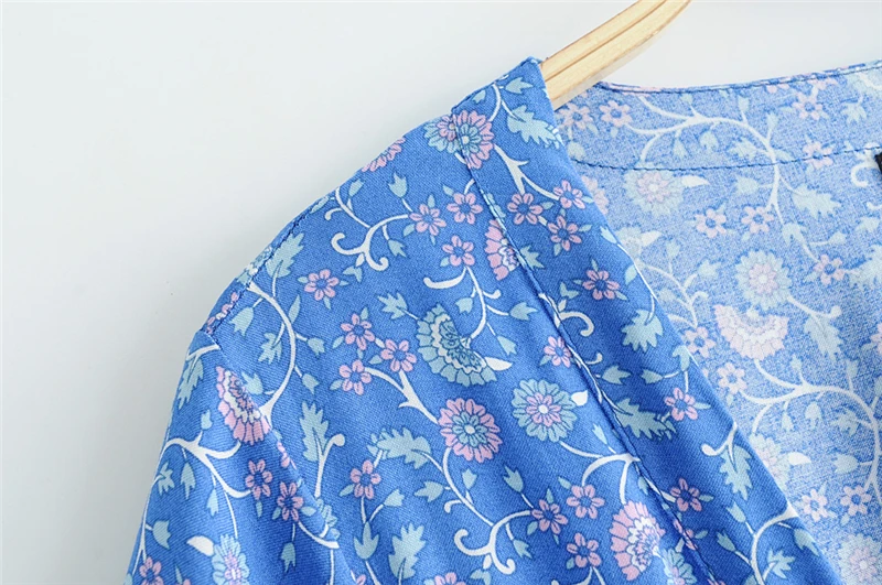 Vestido Maxi Longo Estampa Floral Vintage com Decote em V - Imagem 27