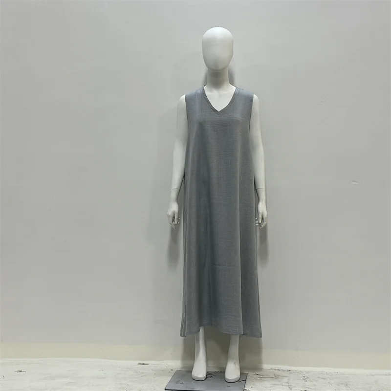Vestido Midi Casual Plus Size com Decote em V - Imagem 2